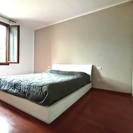 Lovely Flat- Magolfa 21 Milano